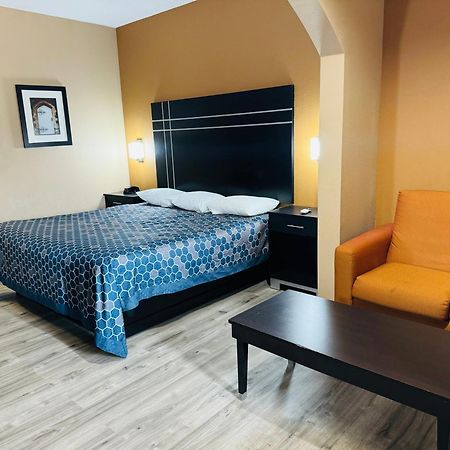 Executive Inn & Suites Floresville Eksteriør billede