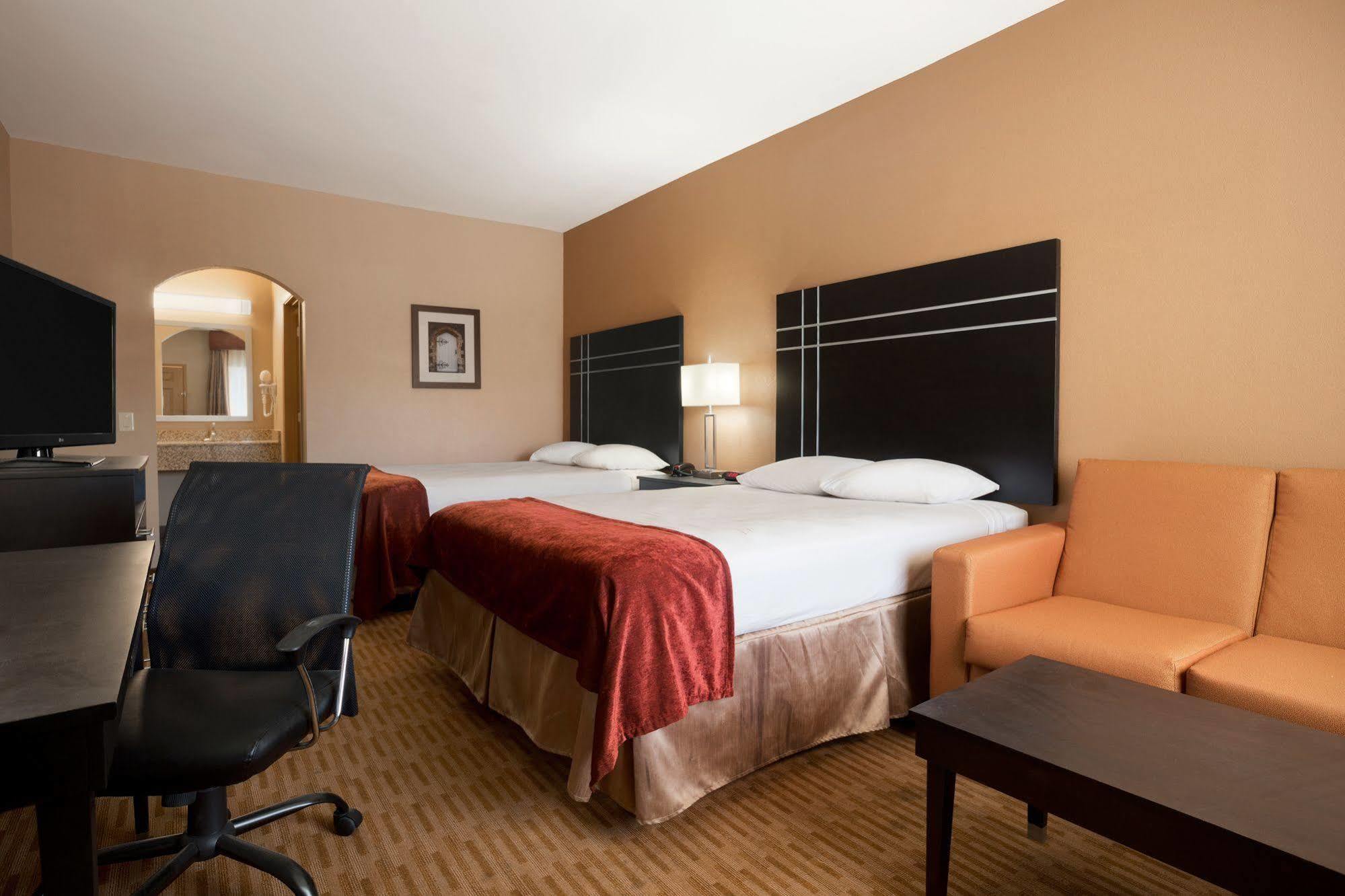 Executive Inn & Suites Floresville Eksteriør billede